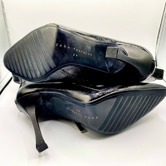 Black Shiny Ankle Boots with High Heels- Size EU39 /US8 - Picture 5 of 14